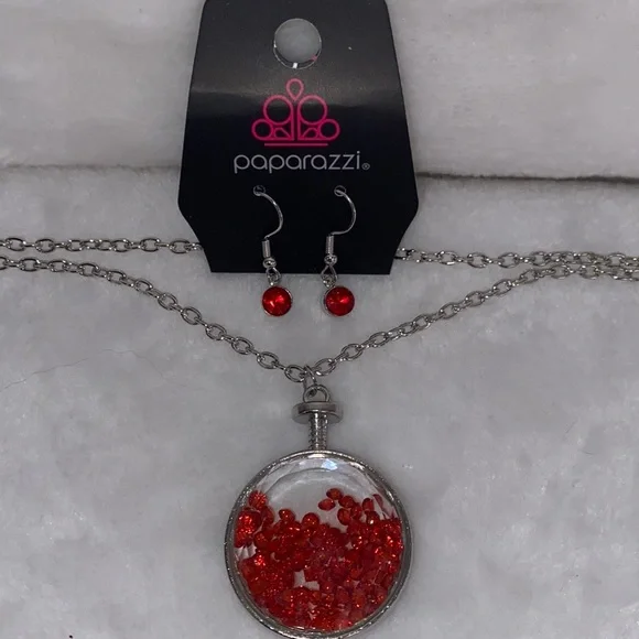 Lot of 40 Paparazzi Twinkly Treasury Red Necklace & Earring sets new in packages - Picture 6 of 11